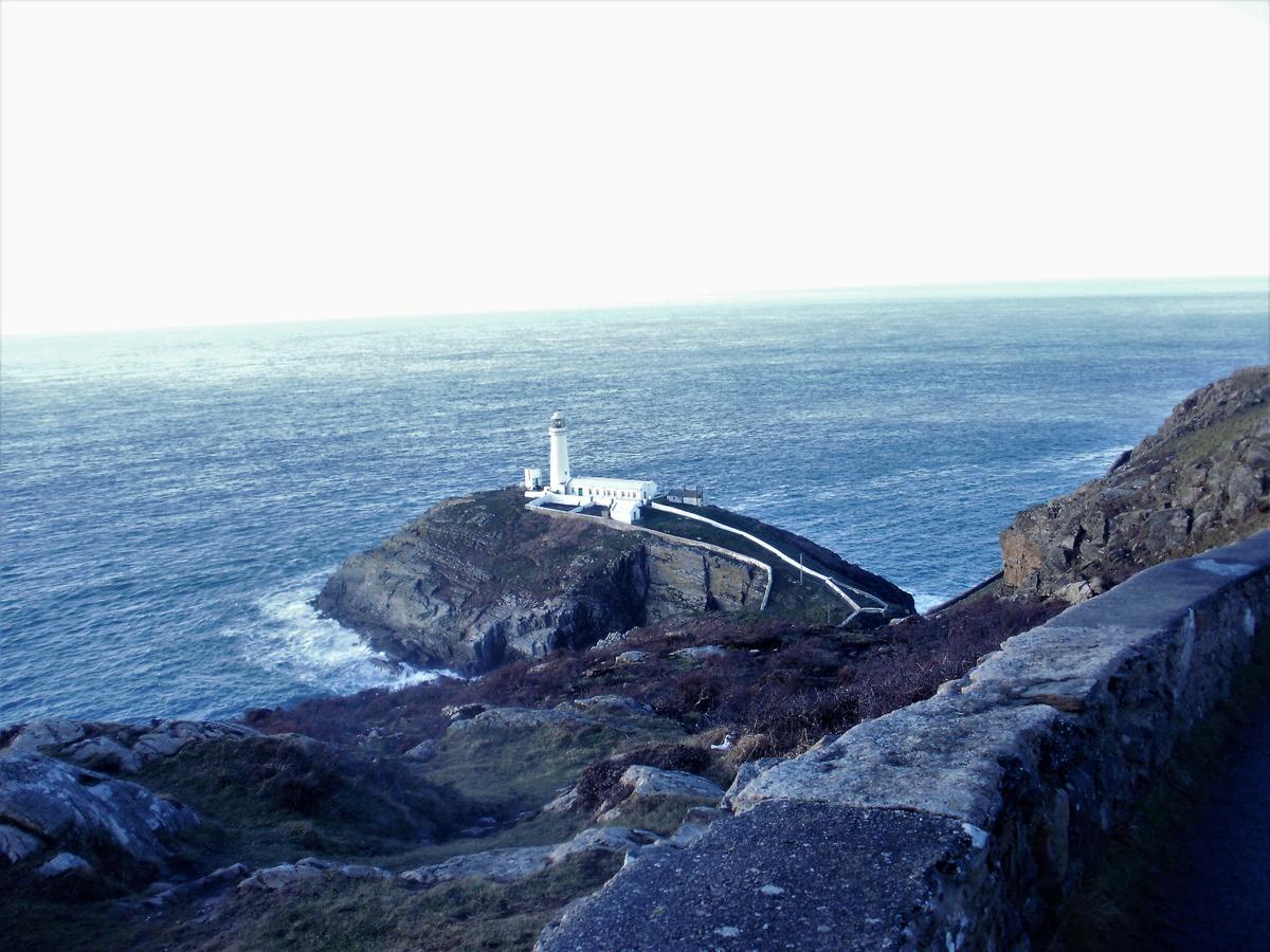 Maen Hir Hotel Menai Bridge Buitenkant foto