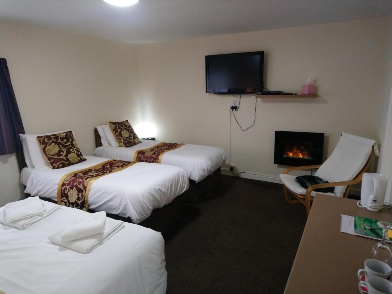 Maen Hir Hotel Menai Bridge Buitenkant foto